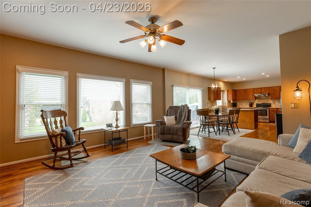 3915 Winslow Drive, Auburn Hills, MI 48326 — Photo 17