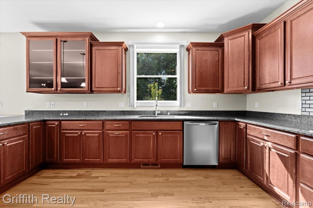4908 Crooked Stick Court, Brighton, MI 48116 — Photo 16