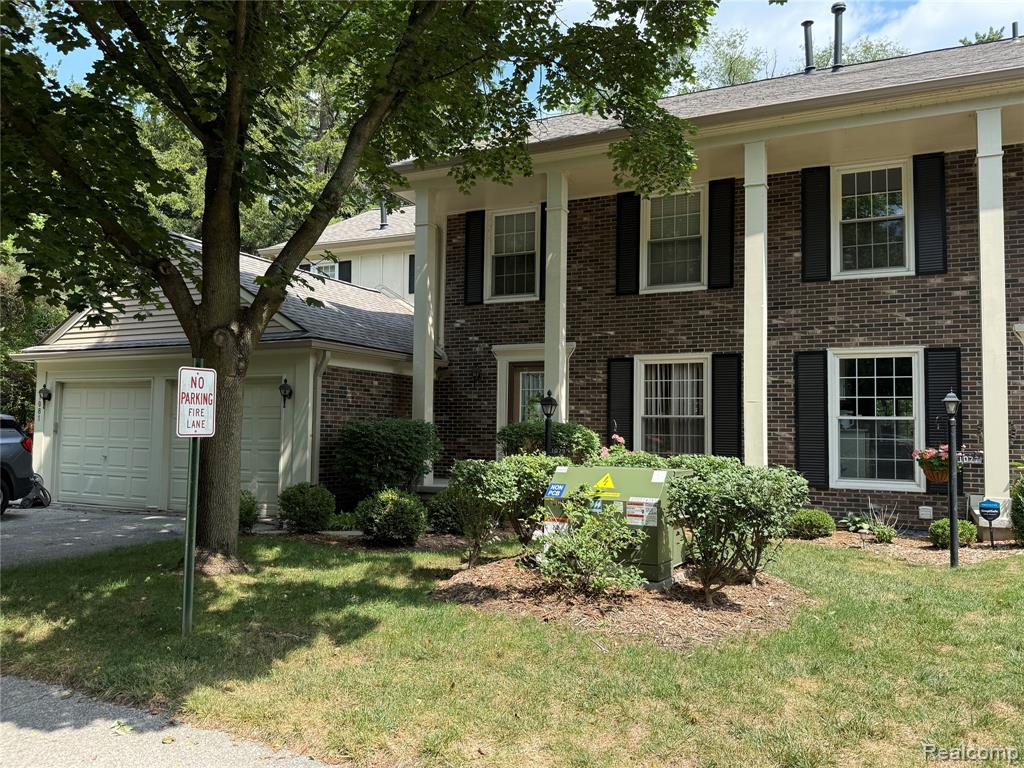 1079 Paint Creek Lane, 379, Rochester Hills, MI 48306