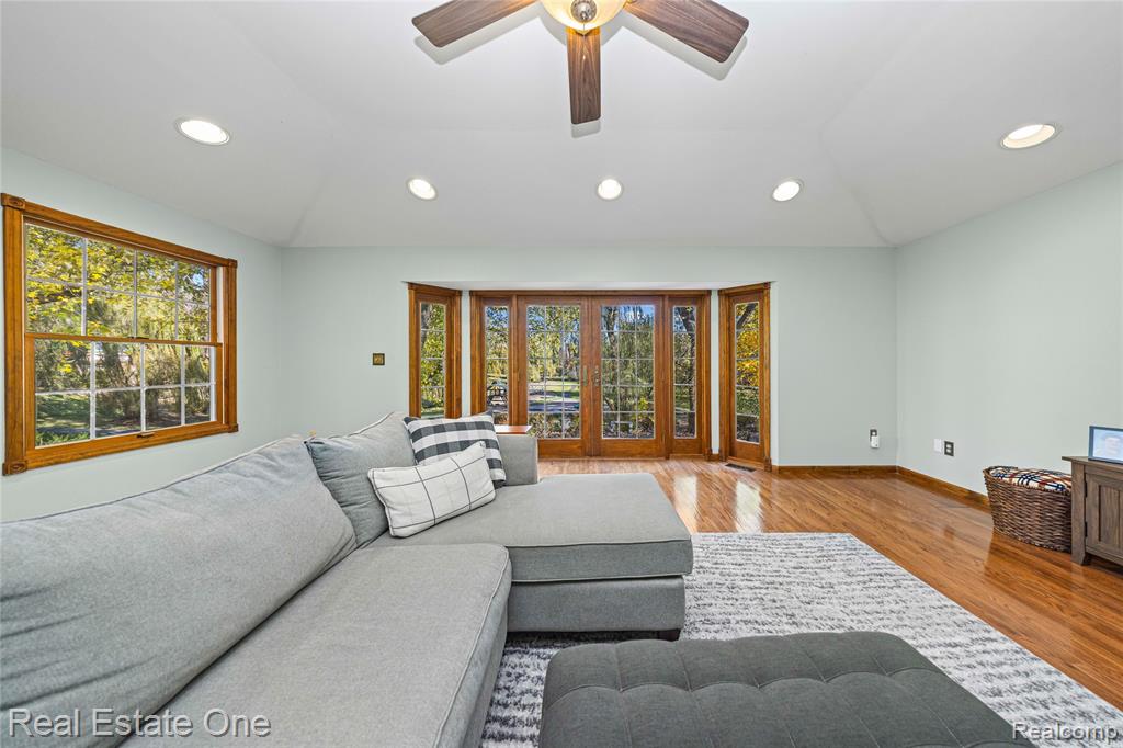 4163 Old Dominion Drive, West Bloomfield, MI 48323 — Photo 27