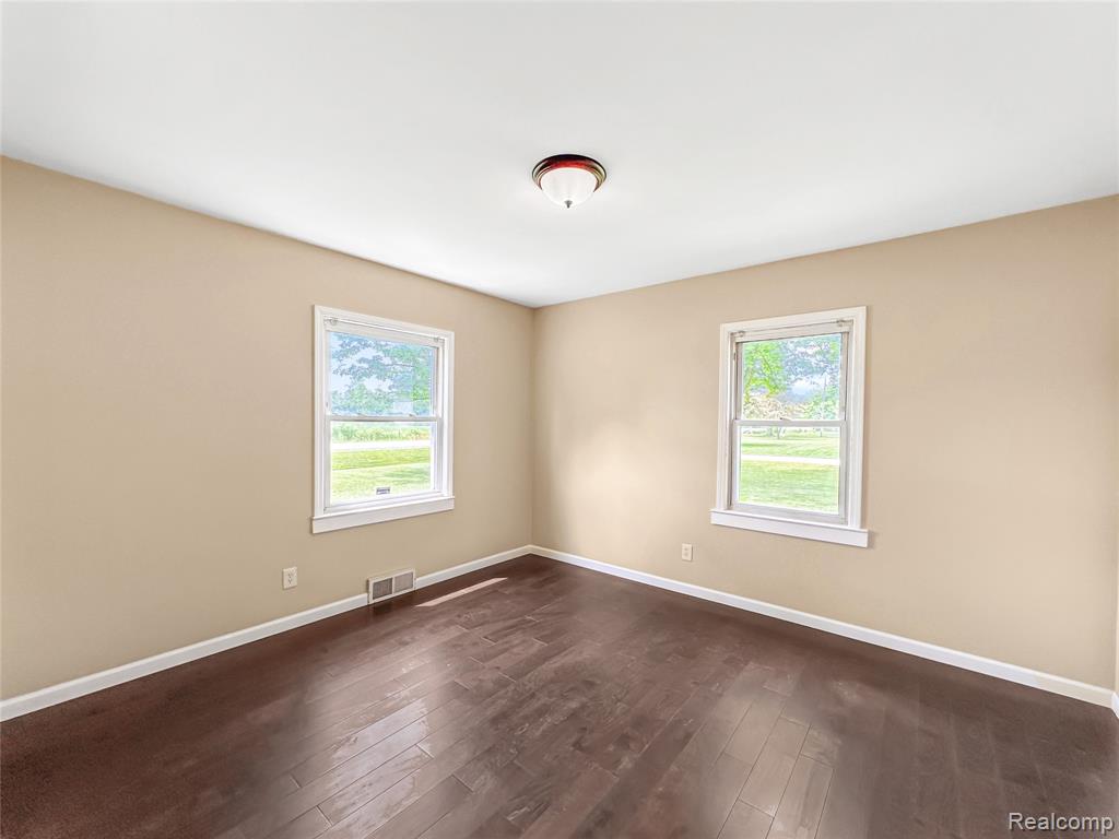 4078 W Coldwater Road, Flint, MI 48504 — Photo 19
