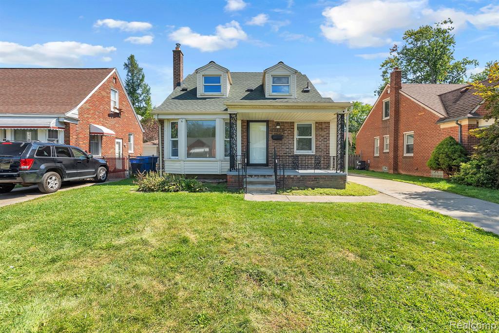 8128 Grayfield Street, Dearborn Heights, MI 48127 — Photo 5