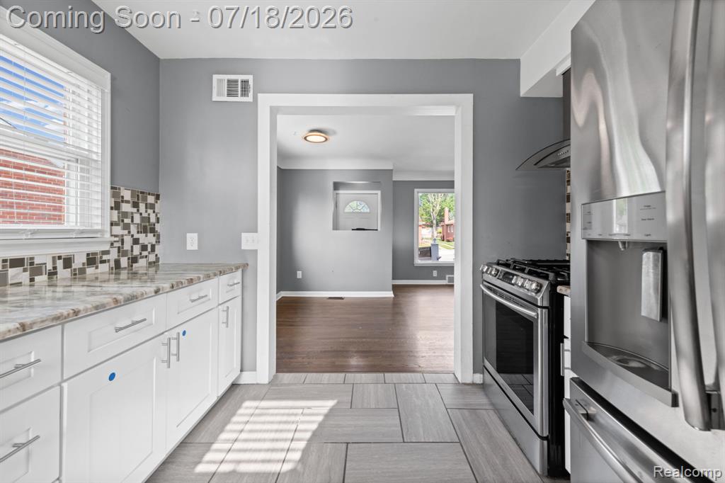 8950 Brentwood Street, Livonia, MI 48150 — Photo 23
