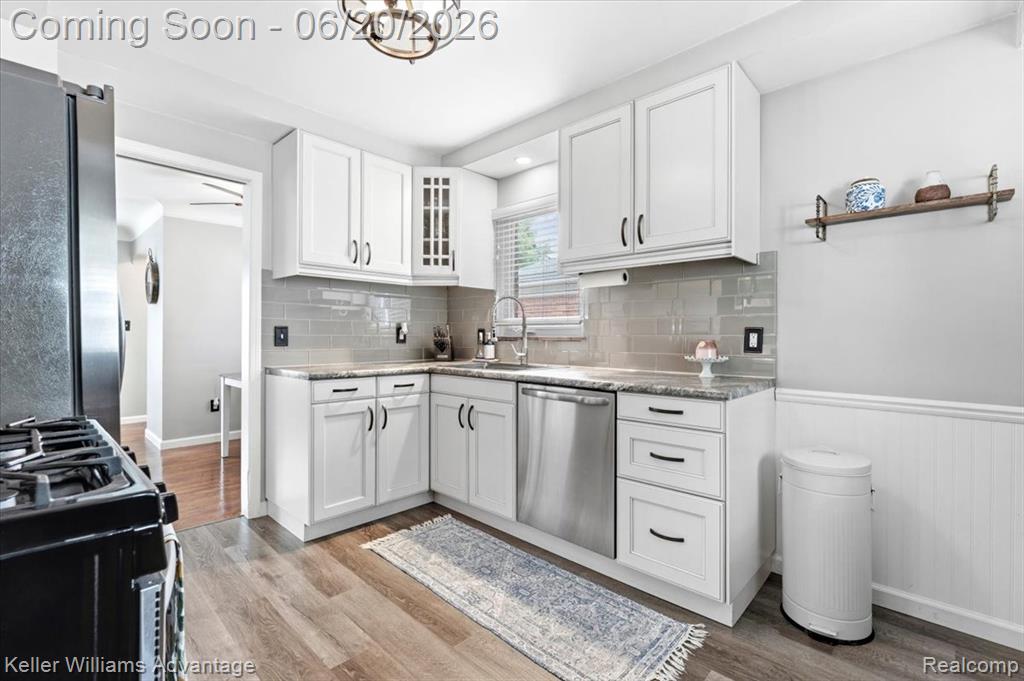 503 Charlotte Avenue, Royal Oak, MI 48073 — Photo 8