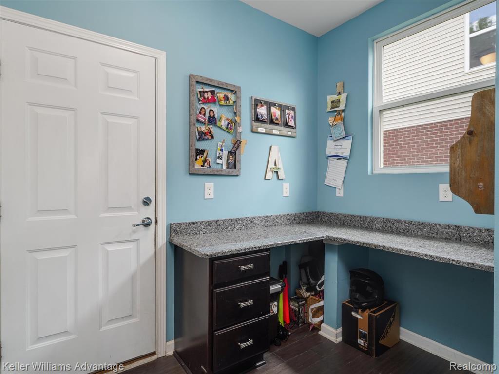 6121 Braemore Court, Canton, MI 48187 — Photo 15