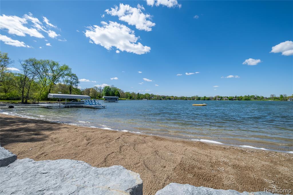 10195 Bennett Lake Road, Fenton, MI 48430 — Photo 55