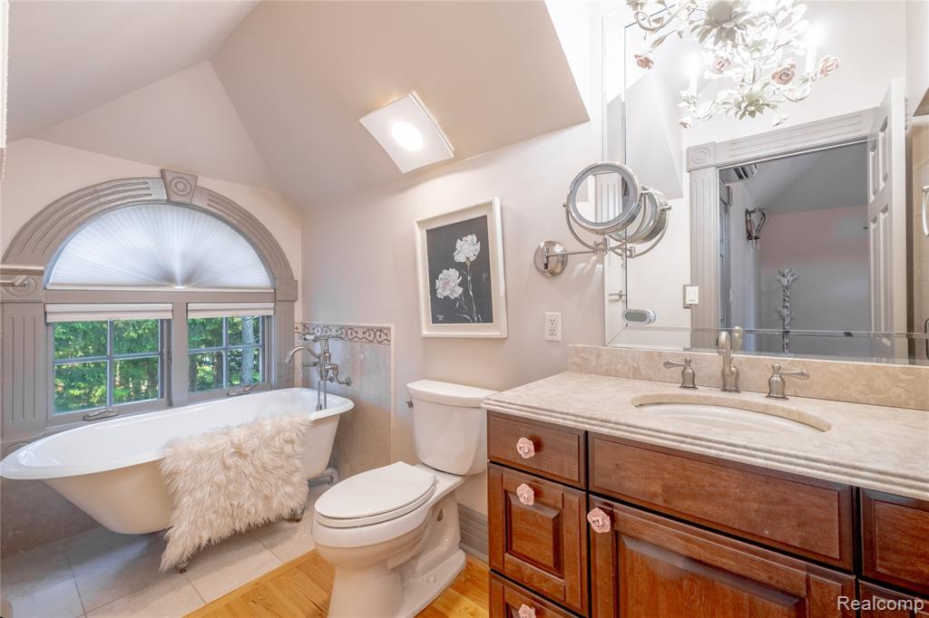 6279 CANTER CREEK Court, Grand Blanc, MI 48439 — Photo 44