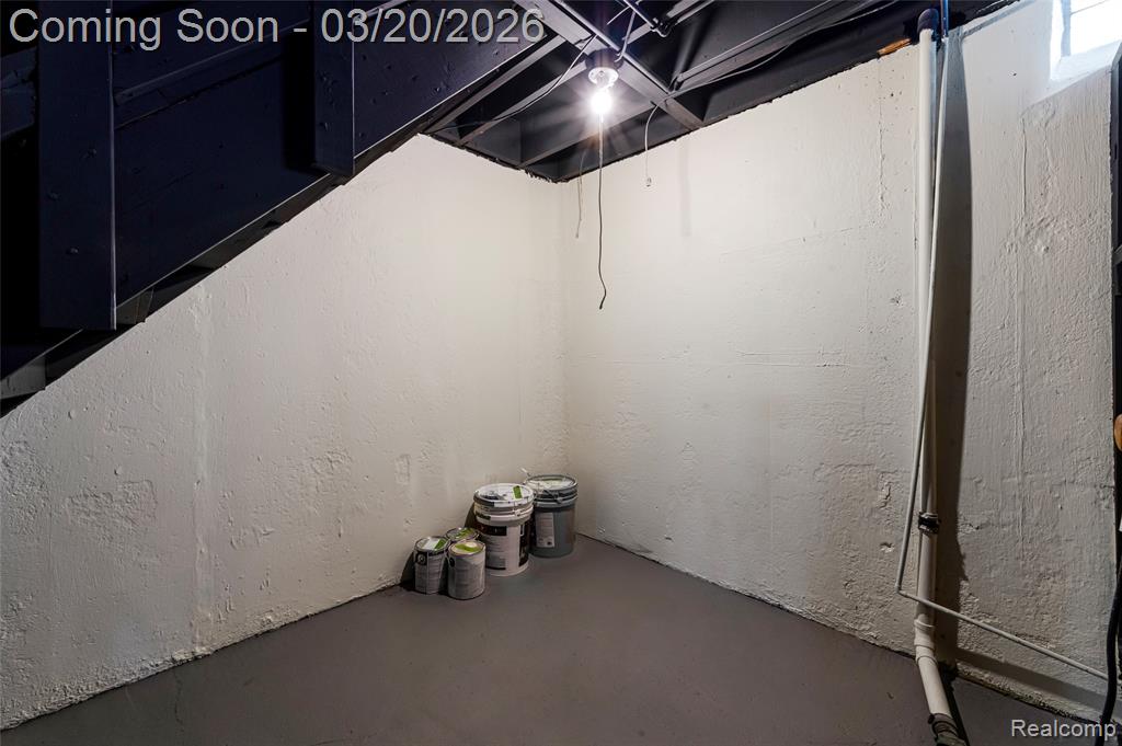 17220 W 13 Mile Road, Beverly Hills, MI 48025 — Photo 28