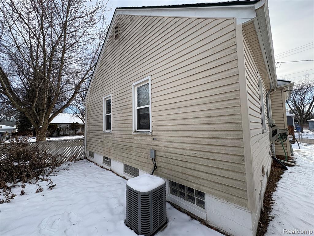4216 Syracuse Street, Dearborn Heights, MI 48125 — Photo 39