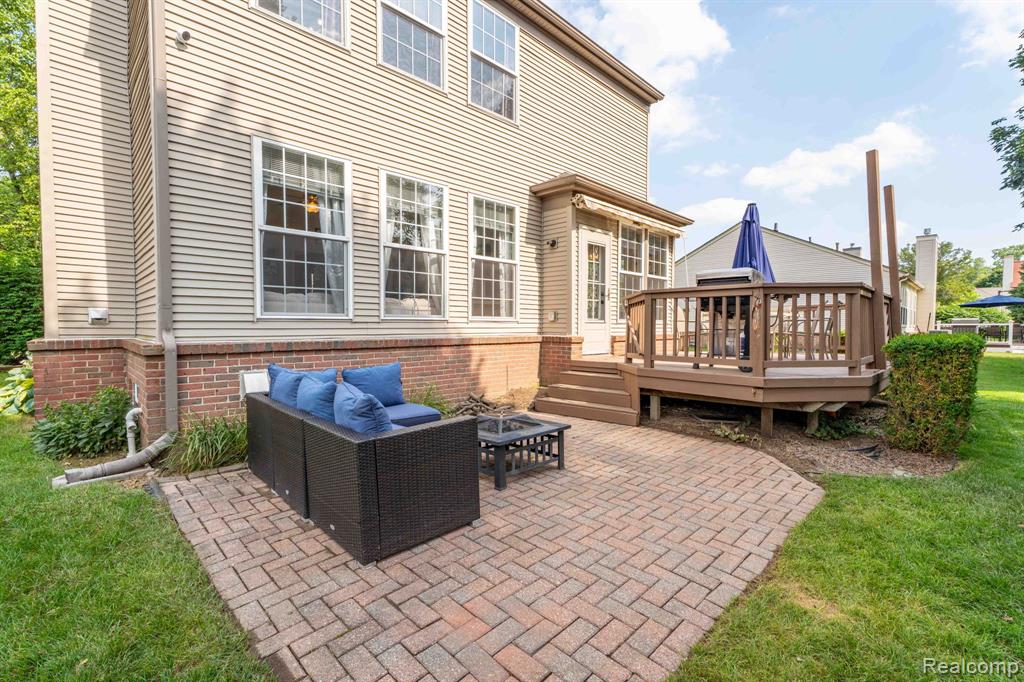8155 Parkside Drive, Westland, MI — Photo 55