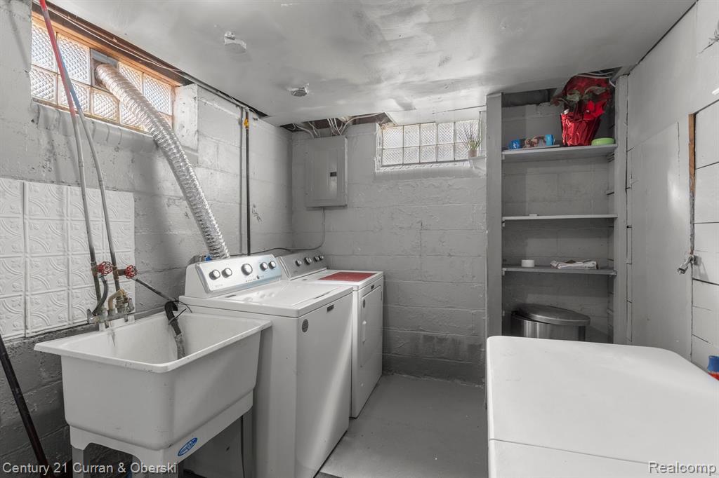 11670 MARLOWE Street, Detroit, MI 48227 — Photo 29