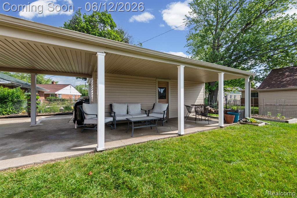 18525 Hinton Street, Riverview, MI 48193 — Photo 22