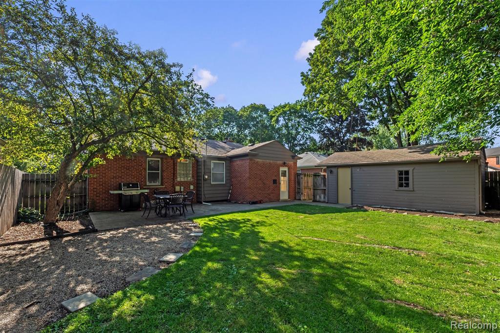 803 Oakridge Avenue, Royal Oak, MI 48067 — Photo 27