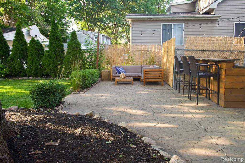 417 Curry Avenue, Royal Oak, MI 48067 — Photo 28