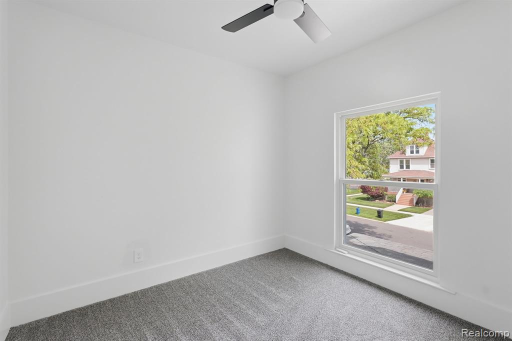255 Poplar Street, Wyandotte, MI 48192 — Photo 20