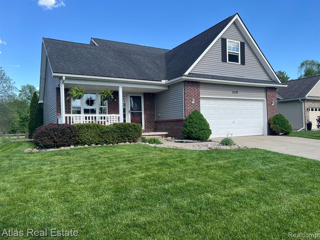 7479 CEDAR, Goodrich Vlg, MI — Photo 2