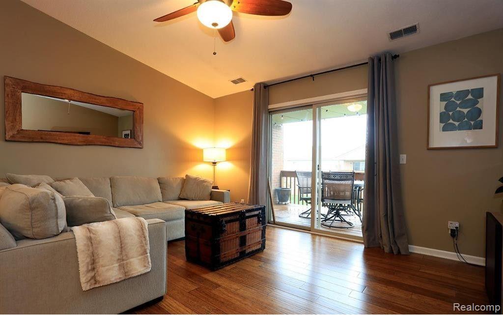 45977 Tallgrass Court, Belleville, MI 48111 — Photo 5