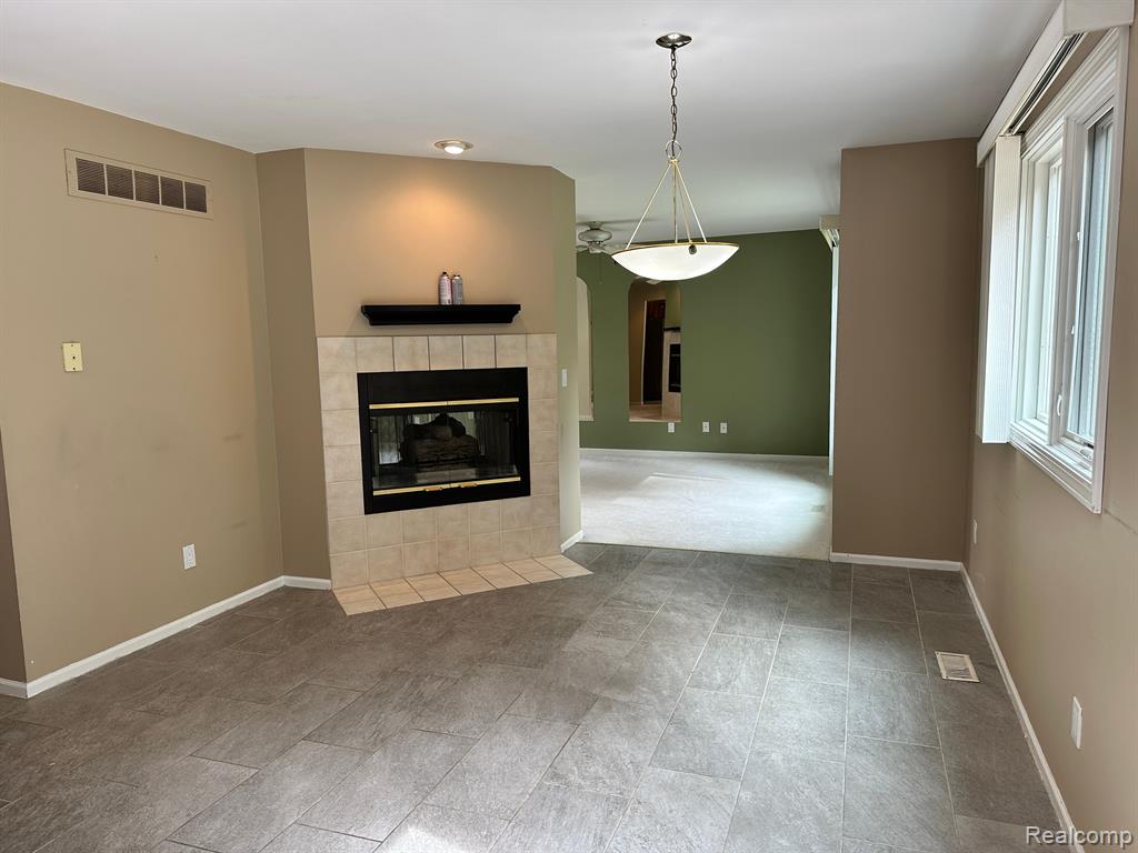 43841 ALGONQUIN Drive, Novi, MI — Photo 13