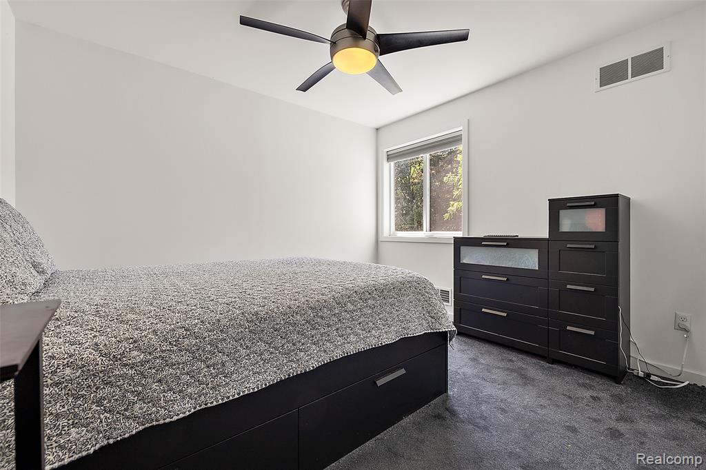 3181 Rabeeh Drive, Auburn Hills, MI 48326 — Photo 35