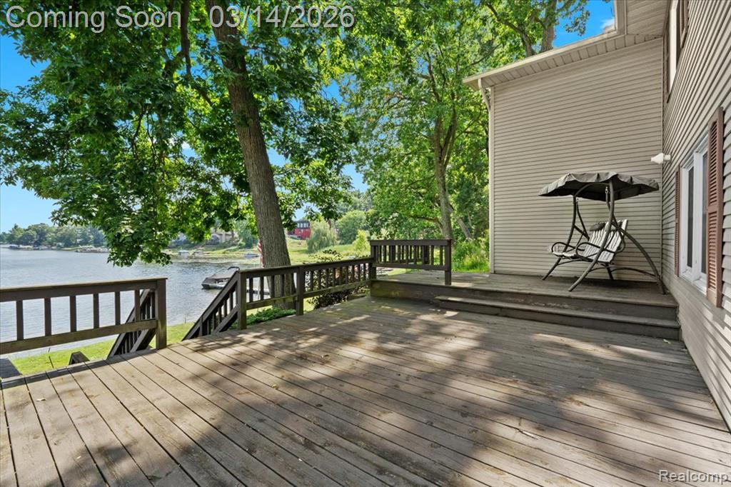 978 Ridge Court, Chelsea, MI 48118 — Photo 18