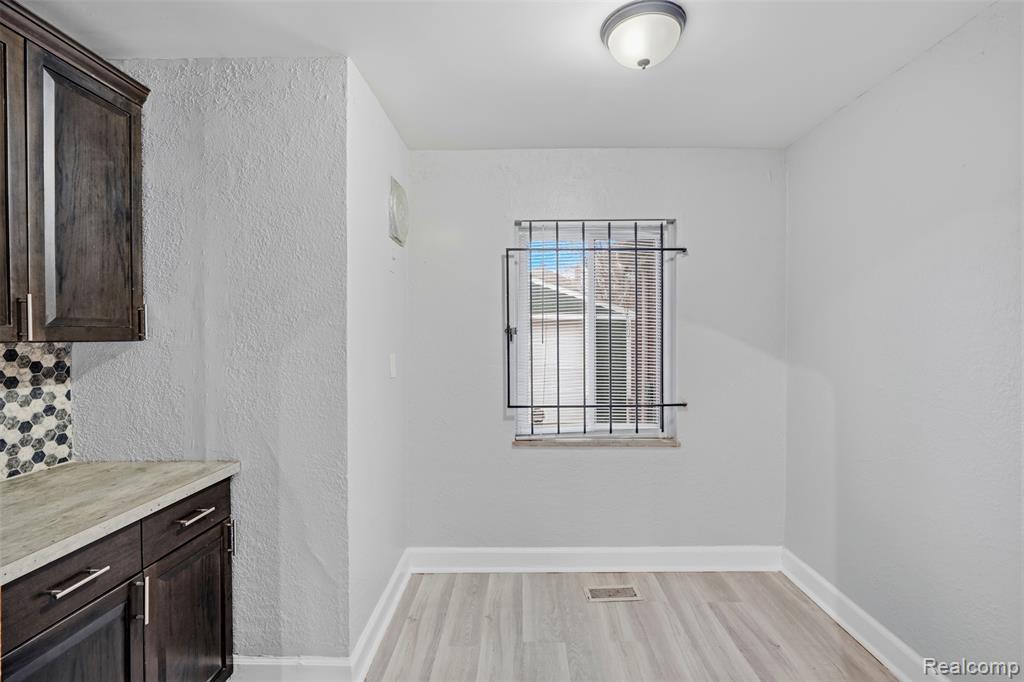 18625 Cherrylawn Street, Detroit, MI 48221 — Photo 12