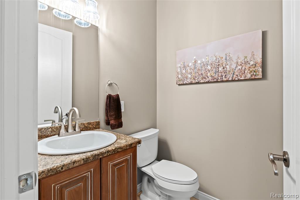 9030 Hidden Court W, South Lyon, MI 48178 — Photo 23