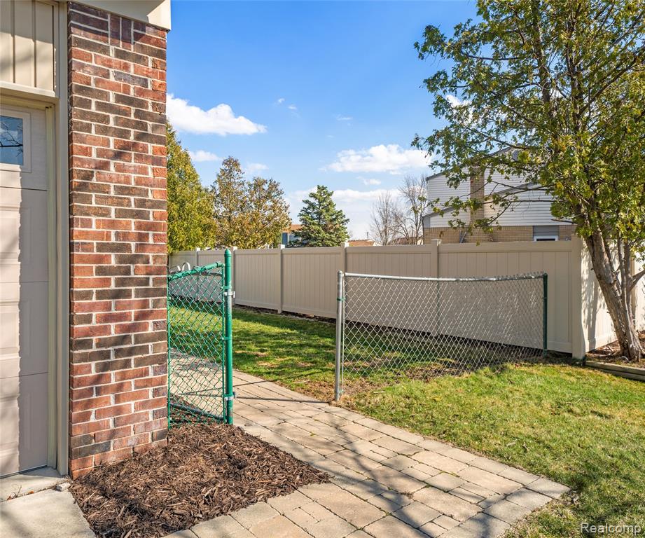 923 Kings Way, Canton, MI 48188 — Photo 50