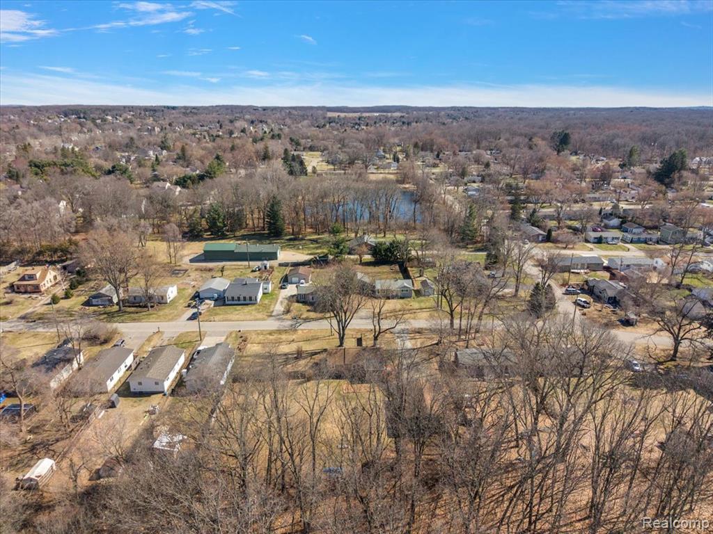 5275 Lake Grove Drive, White Lake, MI 48383 — Photo 57