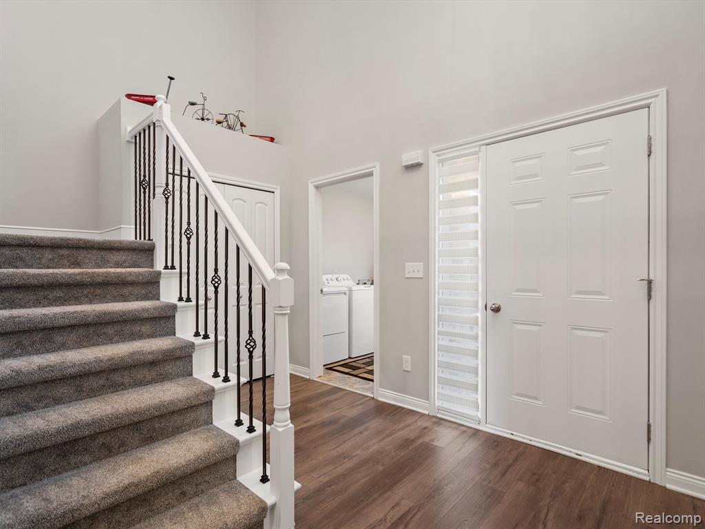 46854 EMERALD CREEK Drive, Shelby Twp, MI 48315 — Photo 8