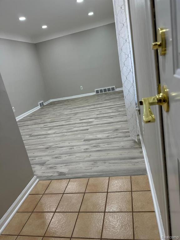 6630 NORBORNE Avenue, Dearborn Heights, MI 48127 — Photo 41