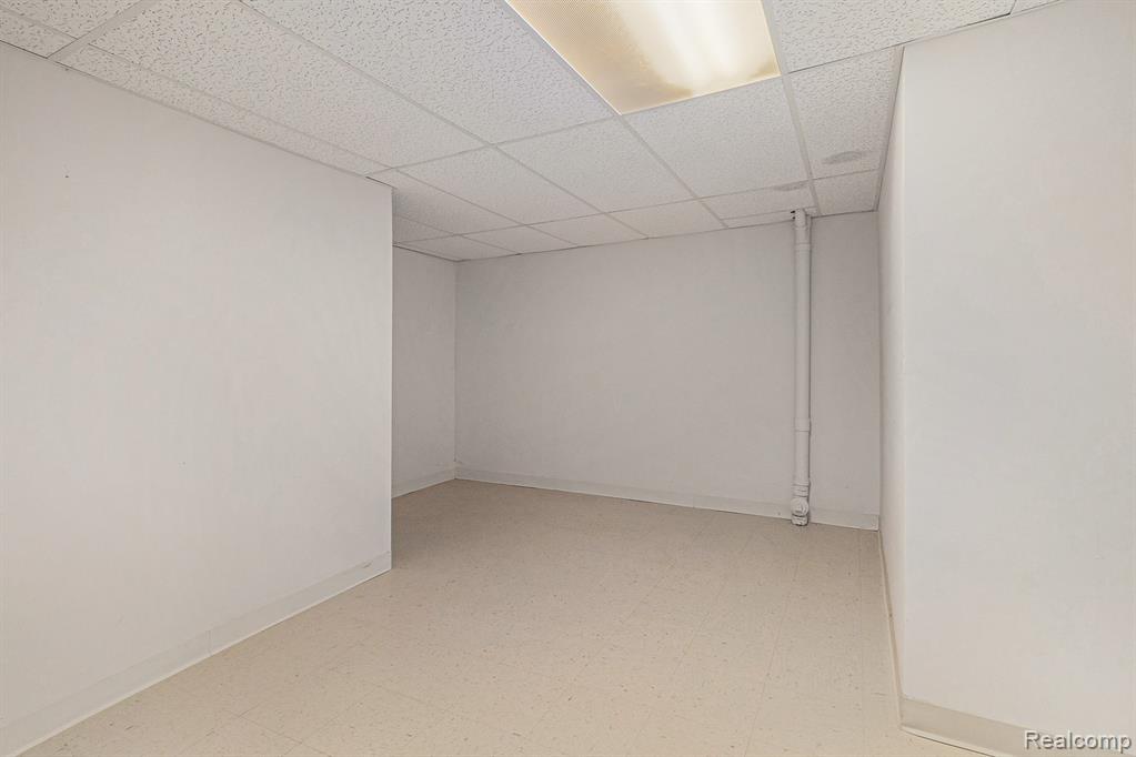 6964 Pebblecreek Woods Drive, West Bloomfield, MI — Photo 24