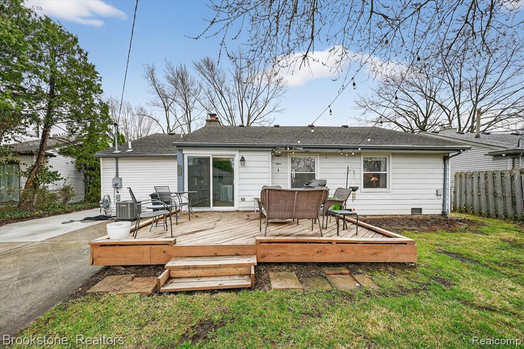 15636 Kirkshire Avenue, Beverly Hills, MI 48025 — Photo 35