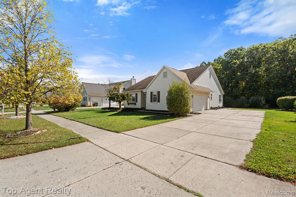 42773 Maude Court, Van Buren, MI 48111 — Photo 2