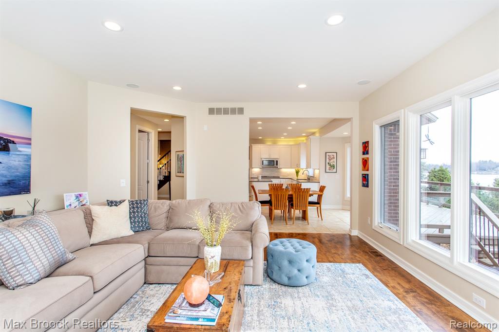 7080 Colony Drive, West Bloomfield, MI 48323 — Photo 30
