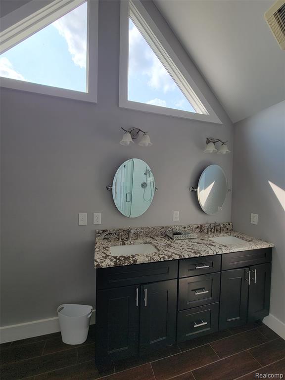9635 Norman Road, Clarkston, MI 48348 — Photo 27