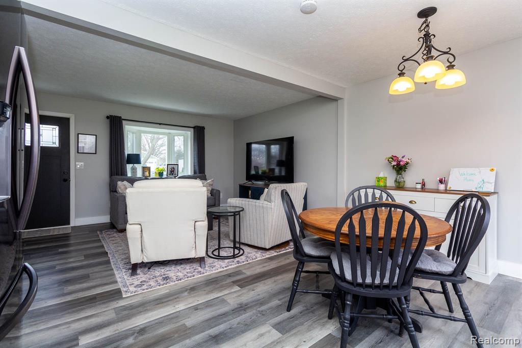 613 MURIEL Street, Pinckney, MI 48169 — Photo 10