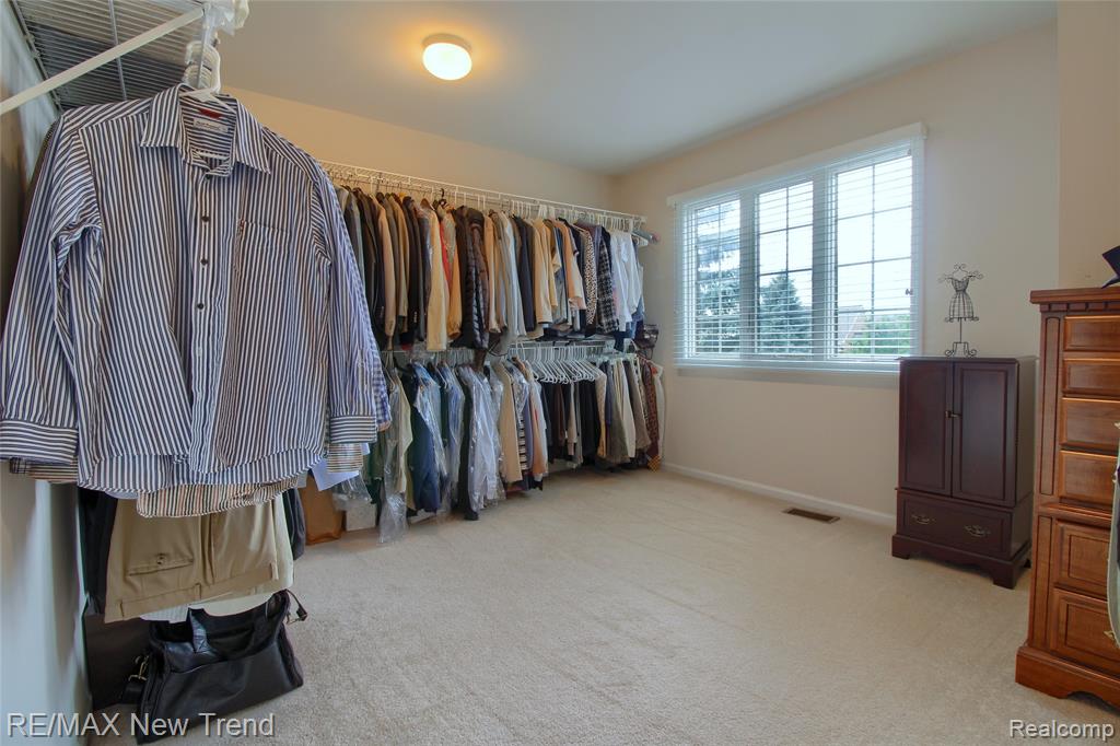 41672 Clemens Circle, Novi, MI 48377 — Photo 31
