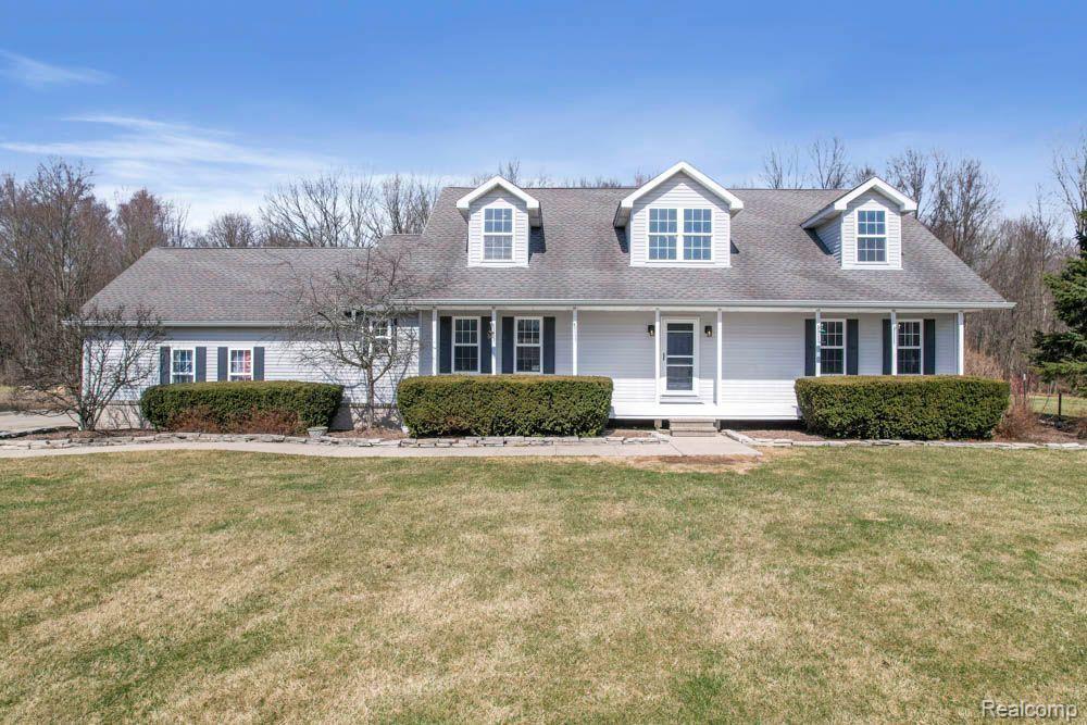 6184 SHORT CUT Road, Cottrellville, MI — front exterior
