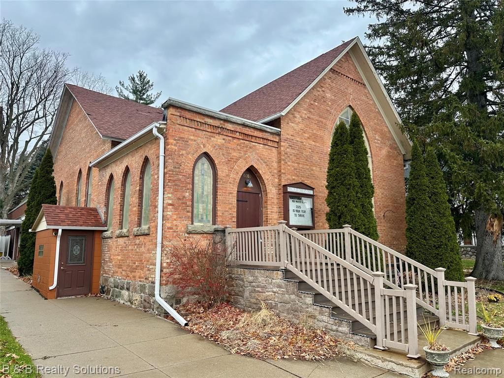 6080 Fulton Street, Mayville Vlg, MI 48744 — front exterior