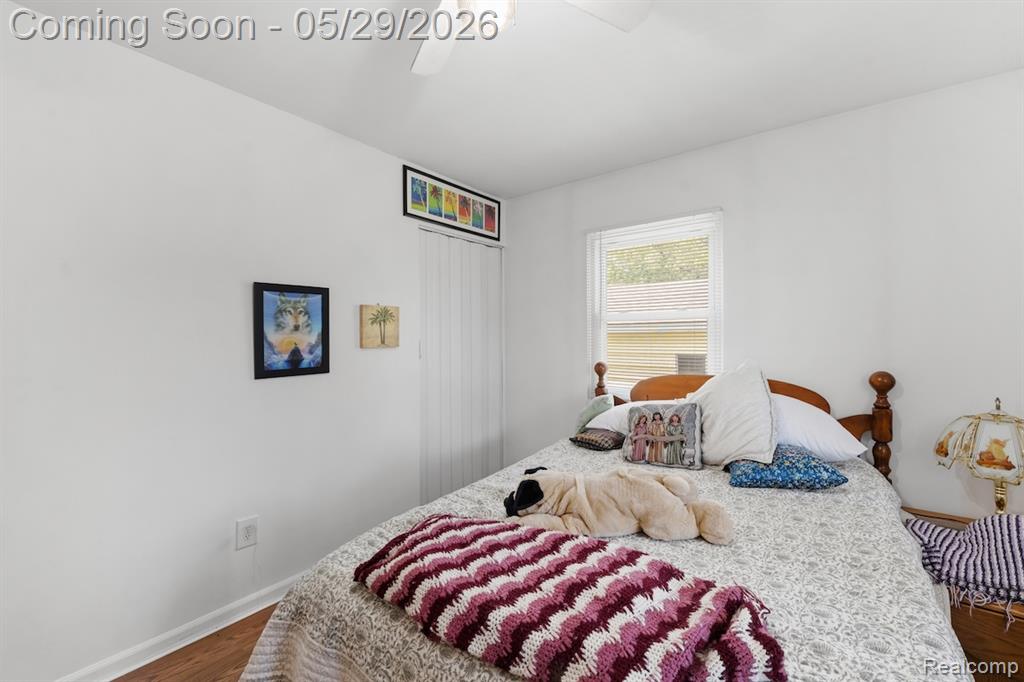 588 Illinois Street, Howell, MI 48843 — Photo 14