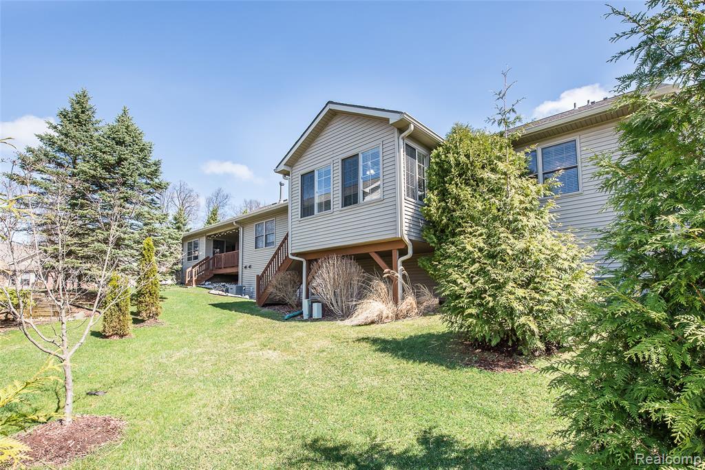 6062 Green Ash Drive, Brighton, MI 48116 — Photo 24