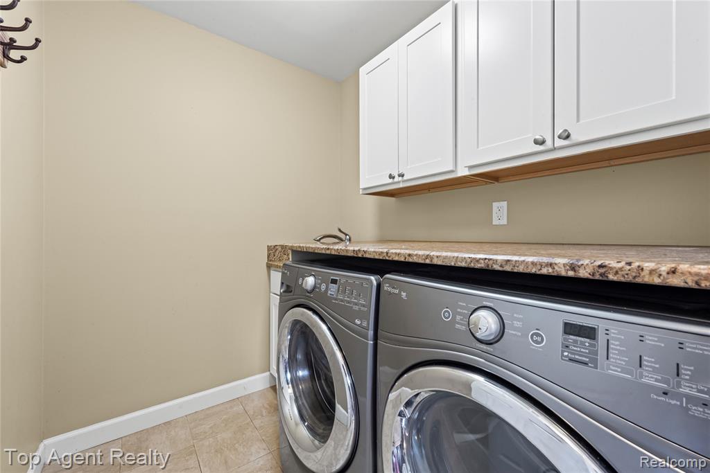 46891 Meadowview Court, Shelby Twp, MI 48317 — Photo 30