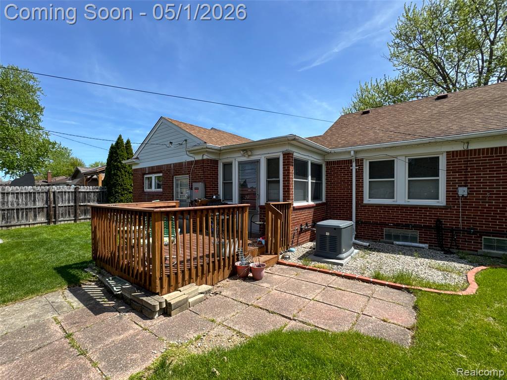 9424 Allen Road, Allen Park, MI 48101 — Photo 12