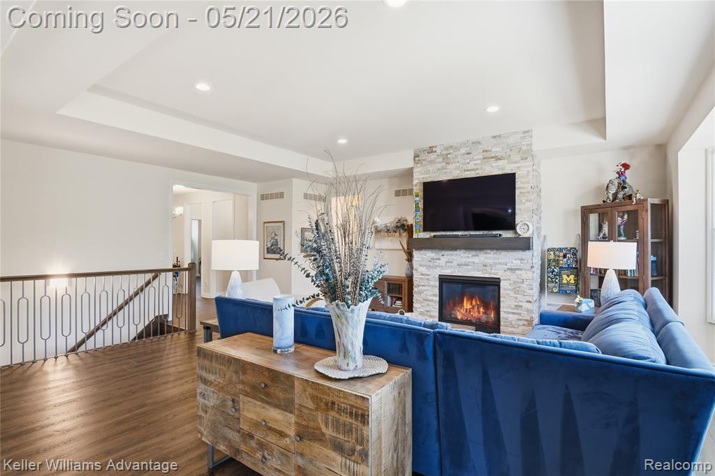 37125 White Tail Court, Farmington, MI 48335 — Photo 17