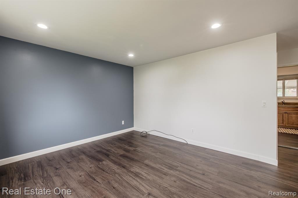 40026 Kristen Drive, Sterling Heights, MI 48310 — Photo 5