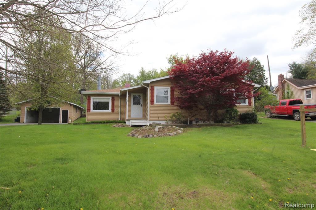 124 E Lafayette Street, Milford, MI 48381 — Photo 3