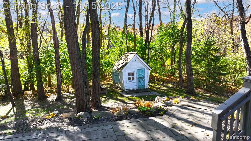 9751 Kingston Pointe Drive, Clarkston, MI 48348 — Photo 39