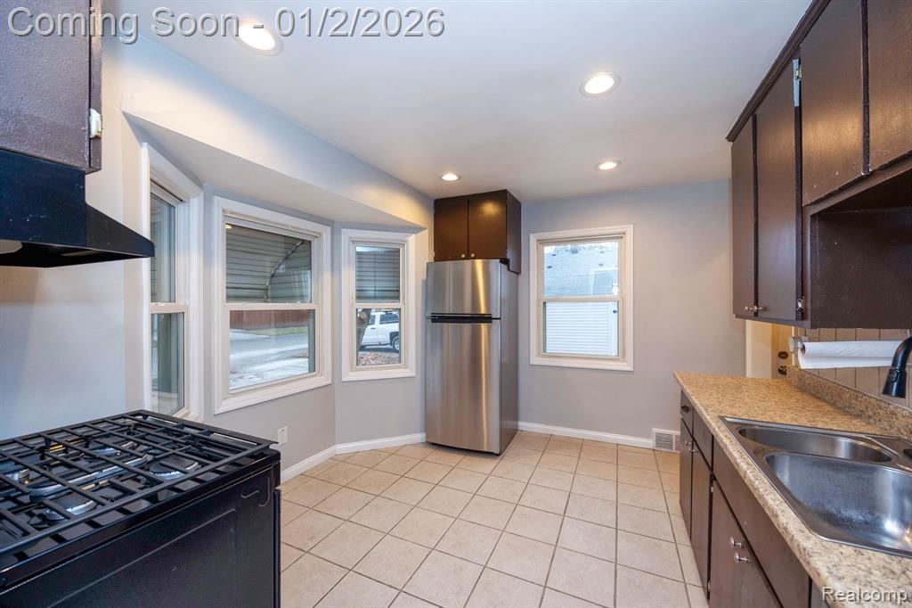 6731 Robinson Avenue, Allen Park, MI 48101 — Photo 22