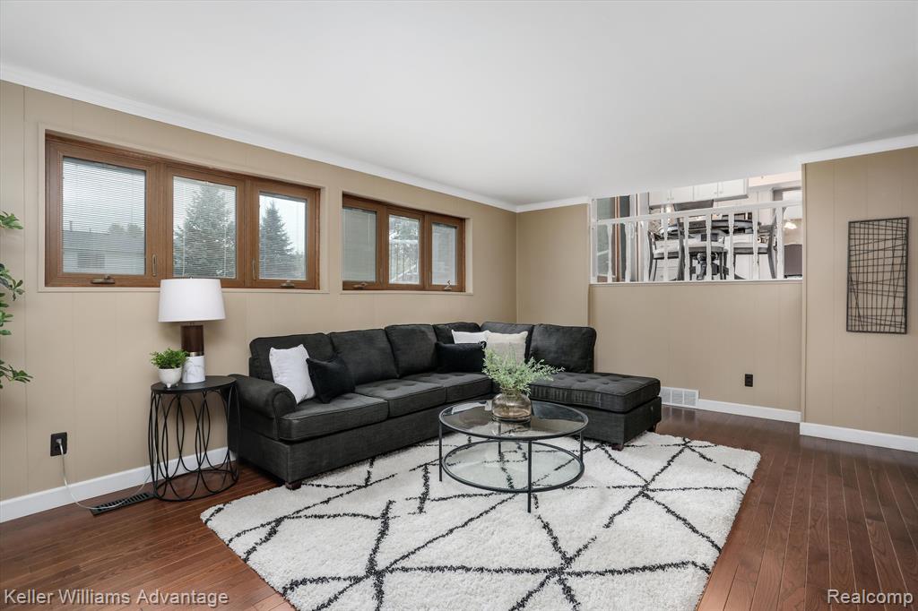 46671 BARRINGTON, Plymouth, MI 48170 — Photo 17