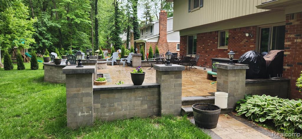 48124 LIBERTY Drive, Shelby Twp, MI 48315 — Photo 30